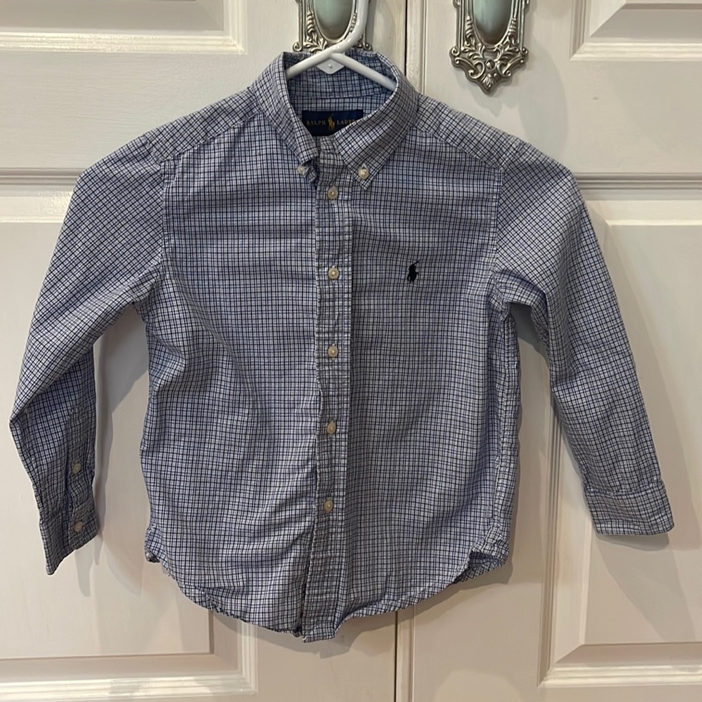 Boys size 5 Ralph Lauren button down shirt. Classic checked print.